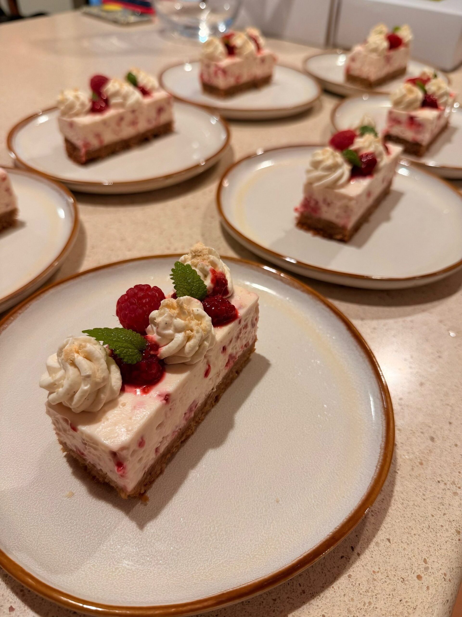 raspberry cheese cake - white chocolate | raspberry jam