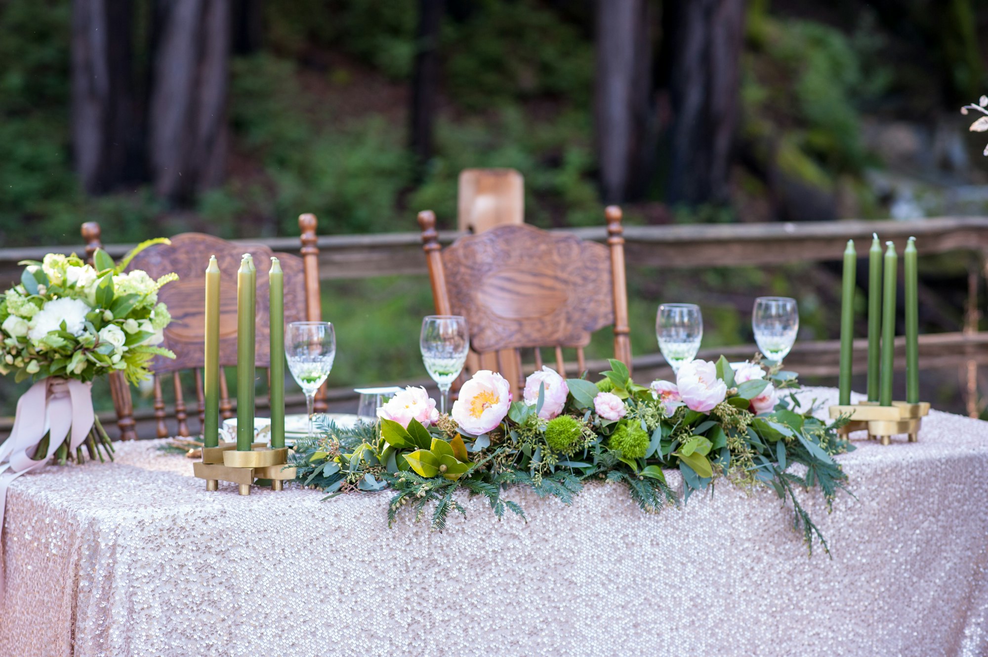 Intimate wedding tablescape