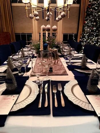 Holiday table